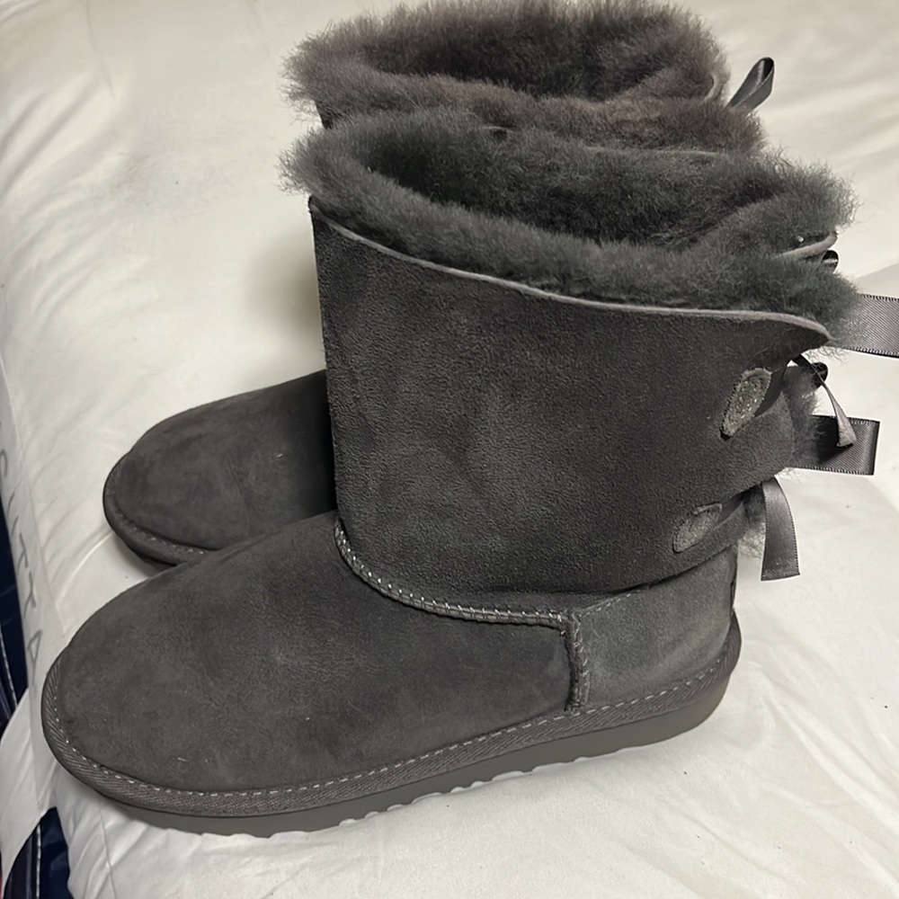 Storm Gray - image 2